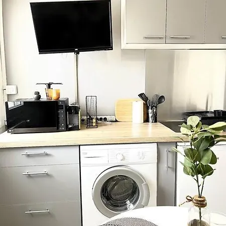 Apartment Lumiere Du Centre - Parking - Romans-sur-Isere